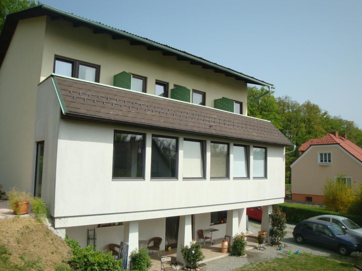 Haus Camelia Bed and Breakfast Bad Tatzmannsdorf Εξωτερικό φωτογραφία